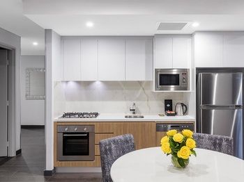 Meriton Serviced Apartments Church Street - Tourism Canberra 22