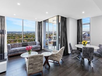 Meriton Serviced Apartments Church Street - Tourism Canberra 24