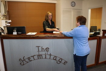 The Hermitage Motel - Tourism Canberra 12