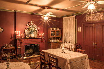 Segenhoe Inn Historic Bed & Breakfast - Tourism Canberra 0
