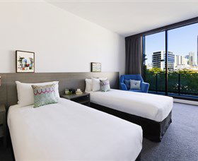 Alpha Mosaic Hotel Brisbane - Tourism Canberra 2