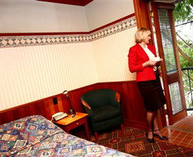 Manly Hotel, The - Tourism Canberra 3