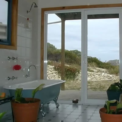 Allure Beach Retreat - Tourism Canberra 1