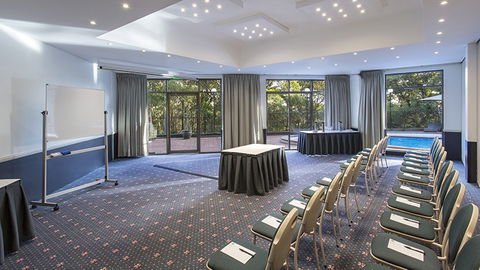 BEST WESTERN PLUS Apollo International Hotel - Tourism Canberra 14