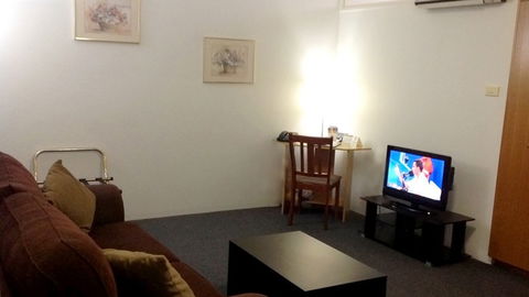 BEST WESTERN Cattle City Motor Inn - Tourism Canberra 3