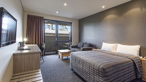 BEST WESTERN Foreshore Motel - Tourism Canberra 1