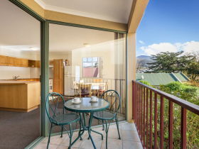 Quest Trinity House - Tourism Canberra 1
