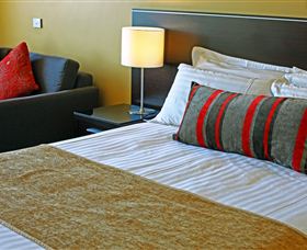 Lenna Of Hobart - Tourism Canberra 3