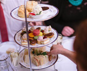 Hadley's Orient Hotel Hobart - Tourism Canberra 1