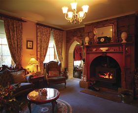 Oatlands Lodge Colonial Accommodation - Tourism Canberra 0