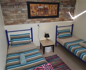 Hobart's Accommodation And Hostel - Tourism Canberra 5