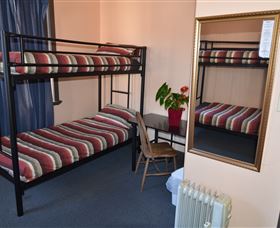 Hobart's Accommodation And Hostel - Tourism Canberra 7