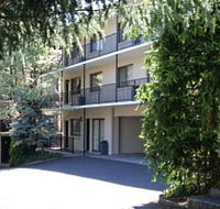 Grosvenor Court Apartments - Tourism Canberra