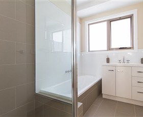 Catherine Lodge Farm Gate Cottages - Tourism Canberra 4