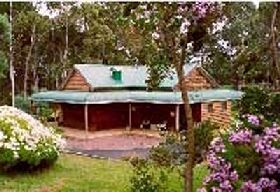 St Clairs Luxury Accommodation - Tourism Canberra 0