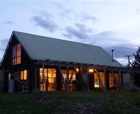 Pinot Cottage On Charles Reuben Estate - Tourism Canberra 3