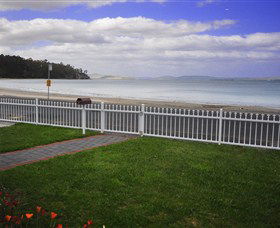 The Esplanade Kingston Beach - Tourism Canberra 0