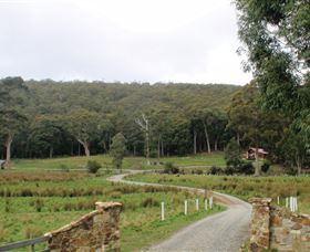 Adventure Bay Retreat Accommodation - Tourism Canberra 2