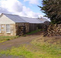 Lakeview Cottage - Tourism Canberra