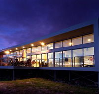 Sunset Bay Escape - Tourism Canberra