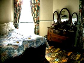 Bischoff Hotel - Tourism Canberra 0