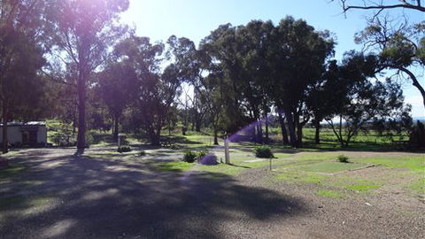 Glenrowan Tourist Park - Tourism Canberra 6