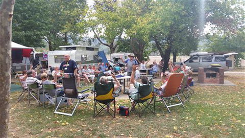 Valley View Caravan Park - Tourism Canberra 3