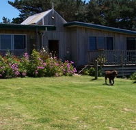 Clifton Beach Lodge - Tourism Canberra