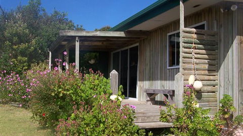 Clifton Beach Lodge - Tourism Canberra 3