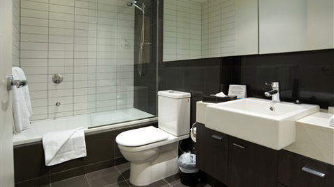 Amity Apartment Hotels - Tourism Canberra 5
