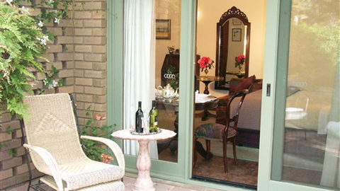 Forlonge Bed & Breakfast - Tourism Canberra 0