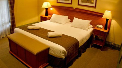 Alzburg Resort Mansfield - Tourism Canberra 3
