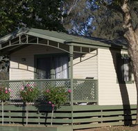 Painters Island Caravan Park - Tourism Canberra