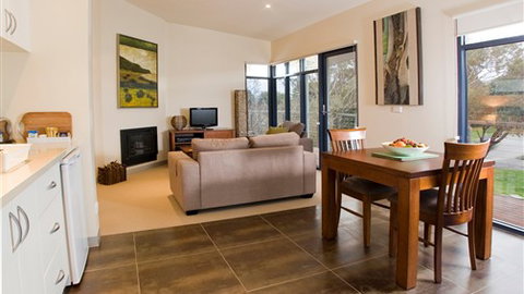 Aireys Inlet Getaway Resort - Tourism Canberra 1