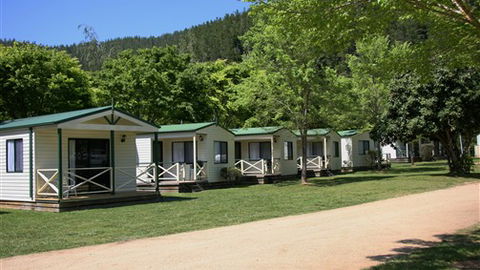 Porepunkah Pines Holiday Park - Tourism Canberra 1