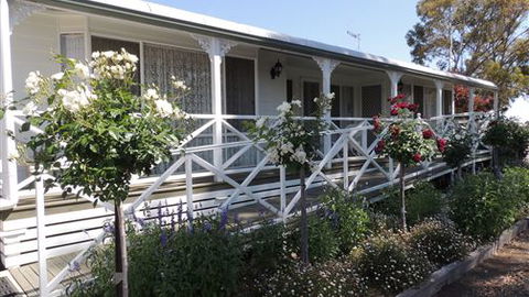 Burrabliss Bed And Breakfast - Tourism Canberra 0