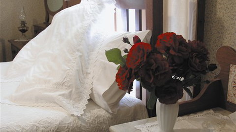 Abergeldie Bed & Breakfast - Tourism Canberra 1