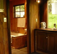 Braeside Mount Macedon Country Retreat and Bed  Breakfast - Tourism Canberra