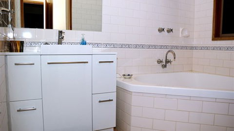 Alpine Country Cottages: Studio 3 - Tourism Canberra 1