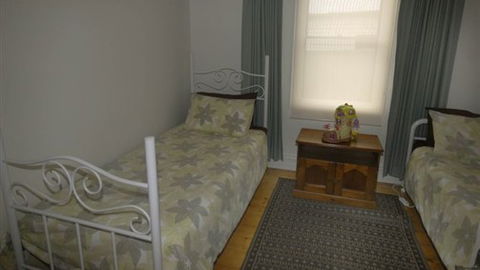 Bowden Cottage - Tourism Canberra 3