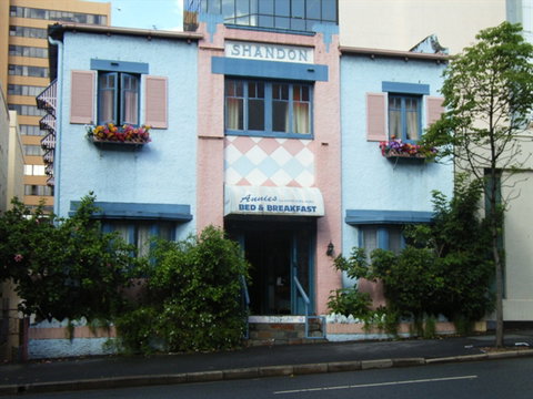 Annie's Shandon Inn - Tourism Canberra 0