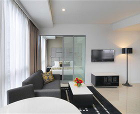 Meriton Suites Zetland - Tourism Canberra 0