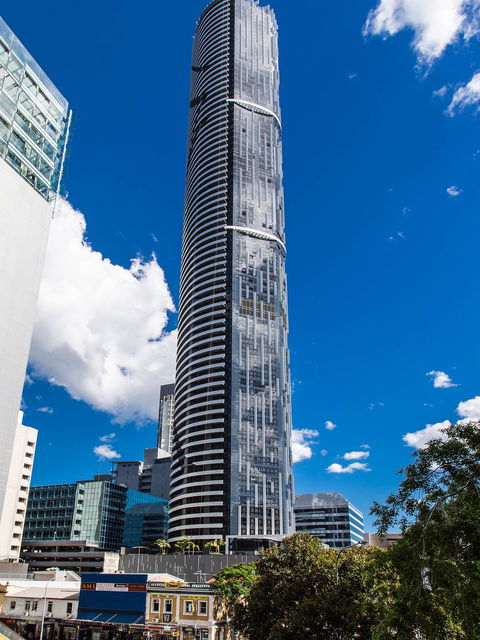 Meriton Suites Zetland - Tourism Canberra 1