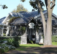 Holmwood Guest House - Tourism Canberra