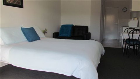 River Gardens Bed And Breakfast Farmstay - Tourism Canberra 3