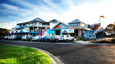The Island Accommodation - Phillip Island YHA - Tourism Canberra 5