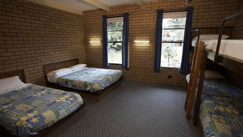 Feathertop Chalet - Tourism Canberra 0