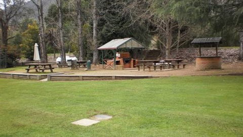 Feathertop Chalet - Tourism Canberra 3