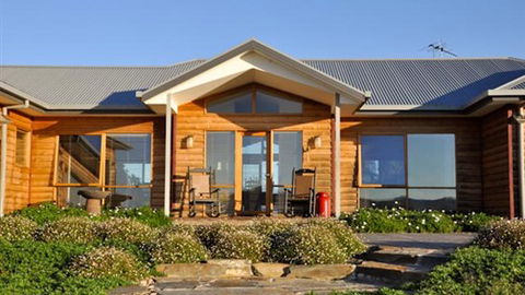Riverview Lodge - Tourism Canberra 1