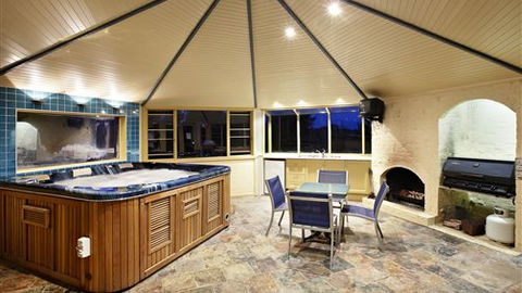 Lawson Lodge Country Estate - Tourism Canberra 3